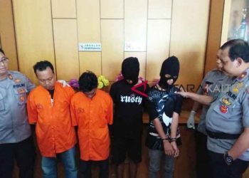 Karyawati Pabrik Lawan Jambret Bersenjata Pisau, Selamatkan Diri dengan Tendang Motor Pelaku