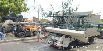Kecelakaan Kereta Api Bekasi: 7 Tewas, 81 Luka-Luka