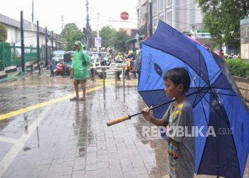 Prakiraan Cuaca Bekasi dan Karawang, 7 April 2026: Berawan hingga Hujan Ringan