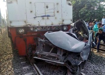 Kisah penumpang selamat dari tabrakan kereta di Bekasi setelah turun tepat waktu