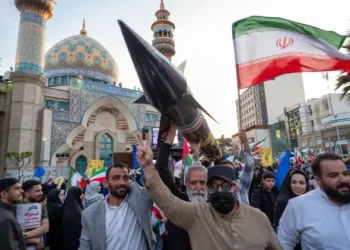 Strategi Rahasia Iran Menghancurkan Pesawat Tempur AS