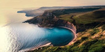 Pengertian Zona Ekonomi Eksklusif (ZEE) dan Pentingnya bagi Suatu Negara