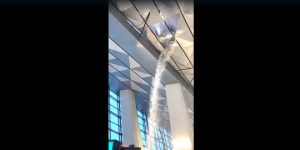 viral-atap-jebol-terminal-3-internasional-bandara-soekarno-hatta-sempat-kebanjiran.jpg