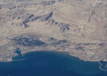 Laut Merah dan Teluk Hormuz Kembali Jadi Titik Rawan: Perkembangan Terkini dan Dampaknya