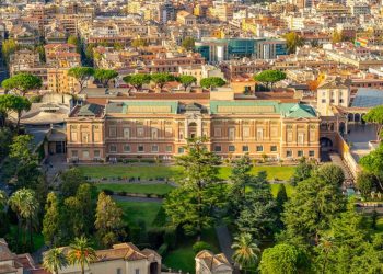 Vatikan Jadi Titik Diplomasi Baru Dunia: Tantangan dan Peluang di Tengah Perubahan Global