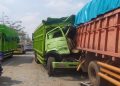 Kabin Truk Hancur, Muatan Baja Jatuh, Sopir Selamat Tak Terduga