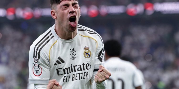 Setelah Cedera Kepala, Valverde Terancam Dijual Real Madrid Akibat Tekanan Bintang Tim