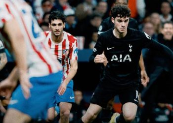 Klasemen Liga Inggris Makin Sengit: Tottenham Tertinggal, Arsenal Masih Terancam