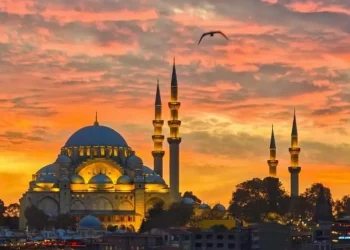Jadwal Shalat Cirebon Besok Rabu, 13 Mei 2026