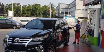 Mobil diesel beralih ke Pertamina Dex, ini akibatnya