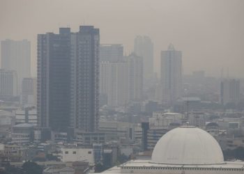 Kualitas udara Jakarta memburuk, warga diminta pakai masker saat aktivitas
