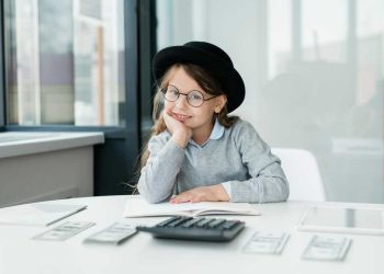 Investasi Awal: Bentuk Pikiran Bisnis Anak Sejak Dini