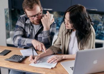 20 Kumpulan Kutipan Lucu Ibu-ibu yang Menghibur dan Mengena