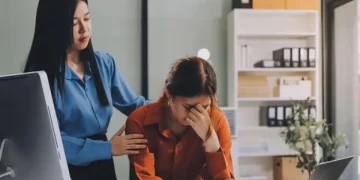 Jika Pernah Minta Maaf Karena Menangis, Kamu Mungkin Alami 7 Hal Ini Saat Tumbuh Dewasa