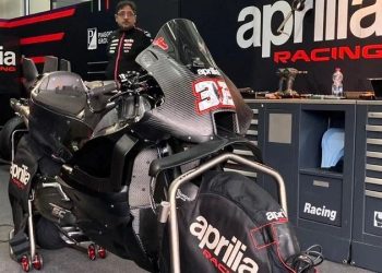 Tahun depan, pembalap MotoGP tak lagi punya dua motor di garasi