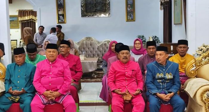 Mizan Uwade Pimpin Lembaga Adat Boalemo 2026–2030, Bupati Ingatkan Tanggung Jawab Berat
