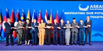 Mendampingi Presiden di KTT ASEAN 48, Airlangga Pimpin Delegasi RI di AECC Meeting