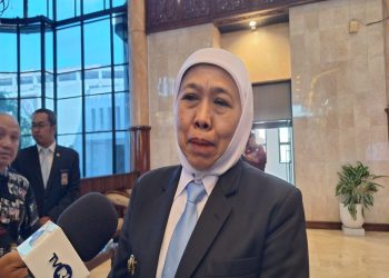 Khofifah Tanggapi Kritik Tajam DPRD Jatim Soal Kinerja BUMD