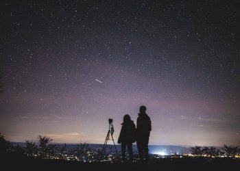 Fakta Bulan Biru Mei 2026, Hiasi Langit Akhir Bulan Ini