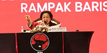 Megawati Menangis Saat Tonton Film Pesta Babi