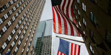 Imbal hasil obligasi AS melonjak, bank sentral global lepas treasury