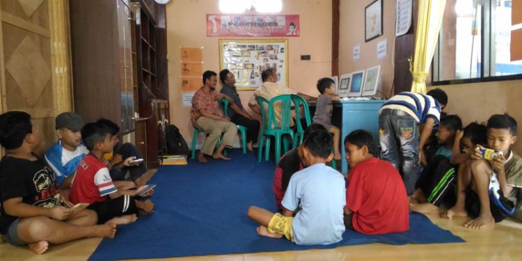 Forum TBM NTT Bangkitkan Semangat Literasi Anak PPA Oesapa Tengah Kota Kupang