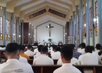 Renungan Katolik Minggu Kerahiman Ilahi 12 April 2026: Damai Bagi Kamu