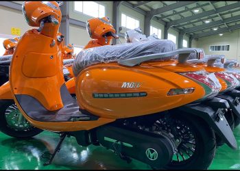 Skutik Oranye di Jalur Guci Membuat Penasaran, Bukan Motor Biasa