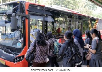Bus ALS yang Tabrak Truk Tangki dari Jambi, Berangkat dari Semarang