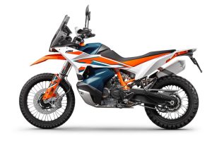 009-638412565049800448-ktm-890-adventure-r.jpg
