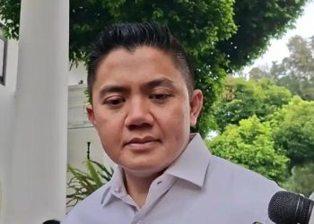 Teddy & Prabowo ke Luar Negeri: Boros? Dino: Video Call Lebih Hemat