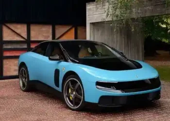 Lamborghini Tak Produksi EV: Ferrari Luce Jadi Pelajaran