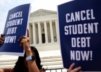 Trump Team Eyes Cuts to College Majors