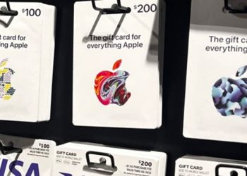 Woolies Shopper Falls Victim to Tampered Gift Card