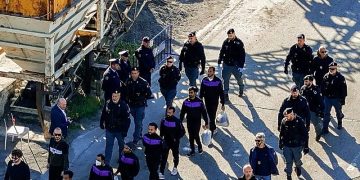 Australia Welcomes EU’s Strict New Migration Law with Return Hubs