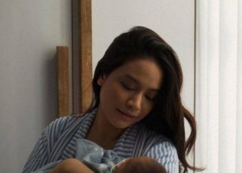 Tangis Hanggini Sambut Sang Buah Hati