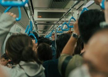 Lelah Jiwa: Terjebak Rutinitas Jalanan