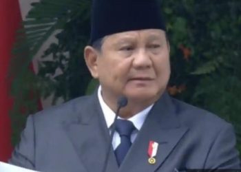 Teddy Pamer Keberhasilan: BBM Stabil, Pangan Aman di Tengah Kritik Prabowo ke Luar Negeri