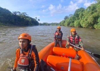 Berita Terpopuler Sumbar: Abu Janda Dilaporkan, Guru Hanyut, Jenazah Remaja Ditemukan