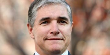 Katter’s ‘Insidious’ Abortion Debate Resurgence, Say Advocates