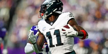 Brown Trade Grades: Patriots Secure Maye’s No. 1 Target, Eagles Resolve Drama