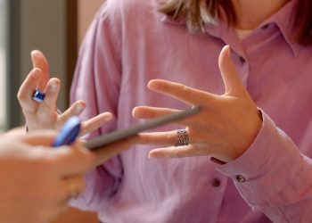 Body Language Blunders: Why You’re Unlikable