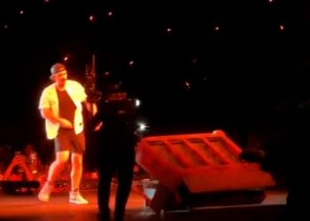 Wallen’s Stage Tantrum: ‘Petulant Baby’ Backlash