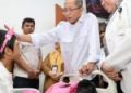 Air Mata Amsakar Luruh Saat Menjenguk Bocah Korban Kekerasan, Janji Masa Depan Tak Boleh Terputus