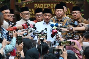 Menteri Sekretaris Negara, Prasetyo Hadi memberikan keterangan pers  di Hambalang, Kabupaten Bogor, Jawa Barat, pada Rabu, 17 Juni 2026.