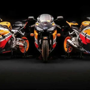 honda-cbr1000rr-repsol-group---trio.webp
