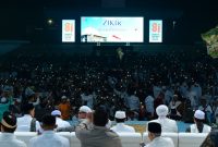 100000-Jemaah-Hadiri-Zikir-dan-Doa-Kebangsaan-di-Monas-Wujud-Syukur-atas-Kemerdekaan-Indonesia