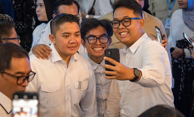 Sekretaris Kabinet (Seskab) Teddy Indra Wijaya menghadiri dan membuka langsung kickoff pelaksanaan program Program Magang Nasional Tahun 2026 ini di Kementerian Ketenagakerjaan, Jakarta, Selasa, 11 Agustus 2026.