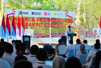 Presiden Prabowo Subianto meluncurkan Program Pembangkit Listrik Tenaga Surya (PLTS) 100 gigawatt peak (GWp) sekaligus melakukan peletakan batu pertama atau groundbreaking di Gilimanuk, Kabupaten Jembrana, Bali, Selasa, 25 Agustus 2026.