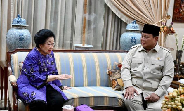 Presiden Prabowo Subianto bertakziah ke kediaman Presiden ke-5 Republik Indonesia Megawati Soekarnoputri di Jakarta, pada Senin malam, 28 September 2026.